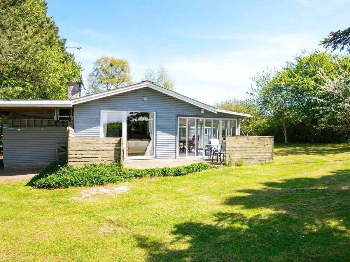 5 Person Holiday Home In Odder Exterior foto